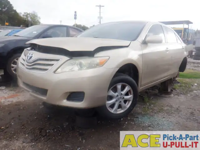 Photo of 2011 Toyota Camry