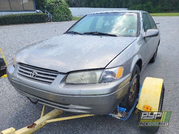Photo of 1999 Toyota Camry