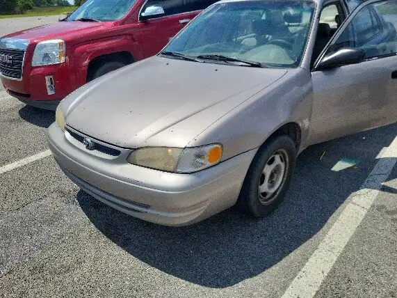 Photo of 1999 Toyota Corolla