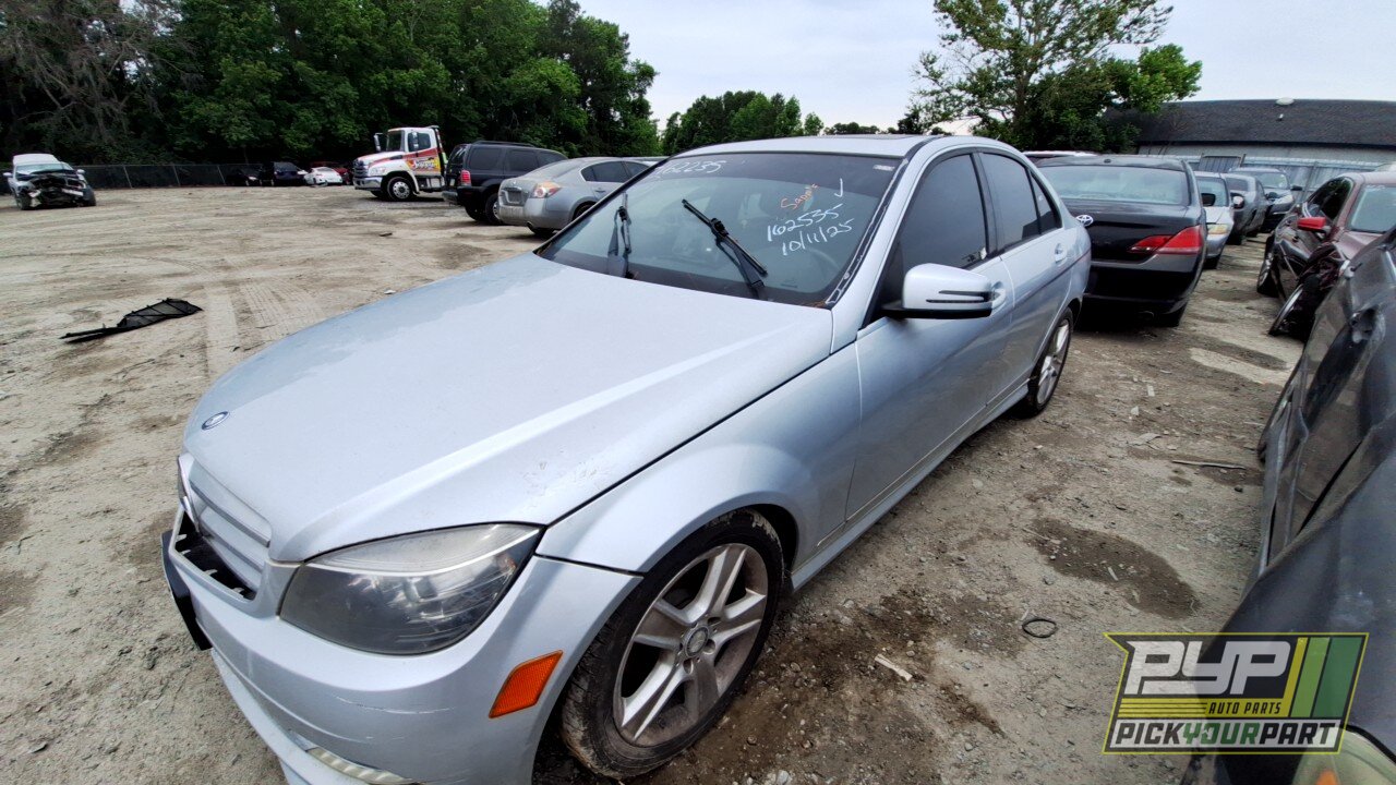 Photo of 2011 Mercedes-Benz C300