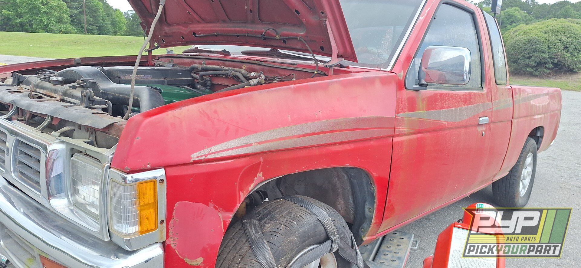 Photo of 1997 Nissan Pickup