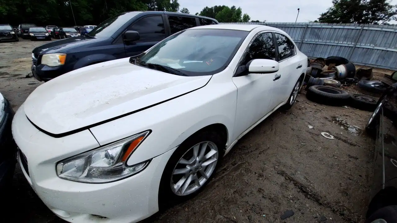 Photo of 2011 Nissan Maxima
