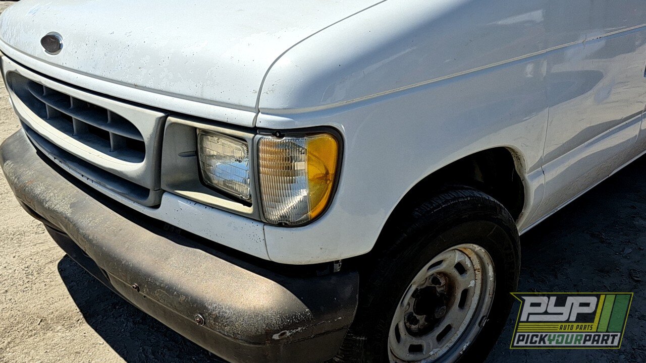 Photo of 2001 Ford E-150 Econoline