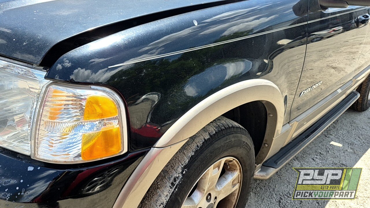 Photo of 2004 Ford Explorer
