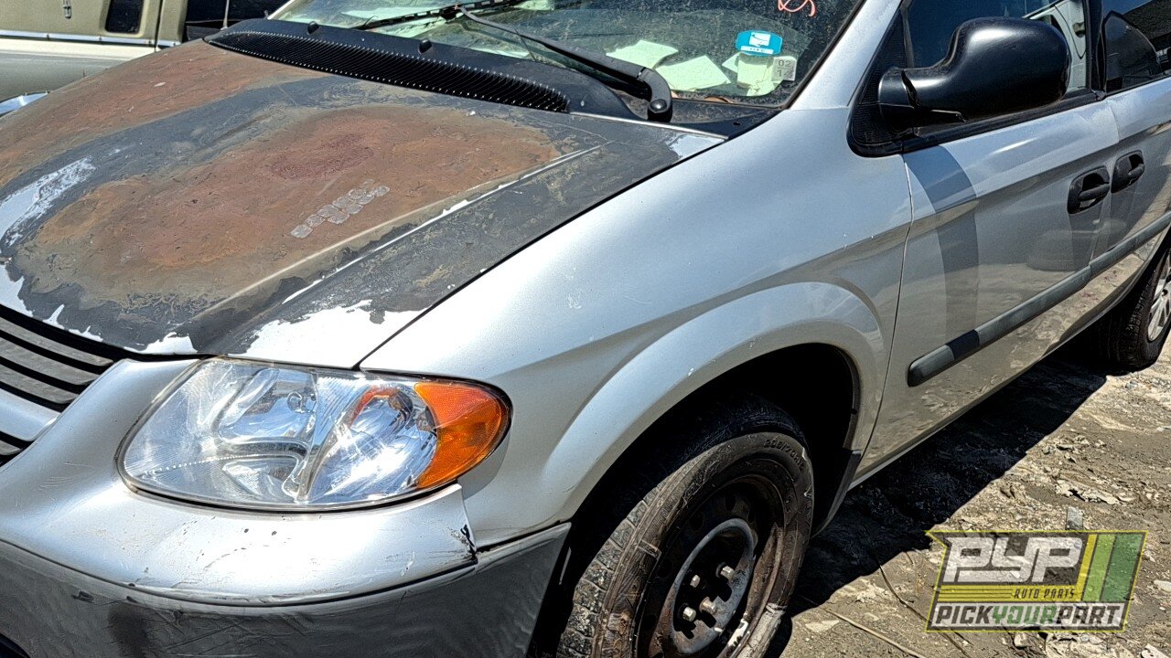 Photo of 2005 Dodge Caravan