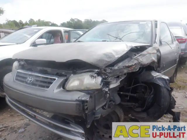 Photo of 2000 Toyota Camry