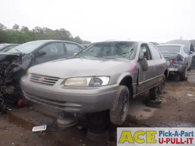 Photo of 1998 Toyota Camry