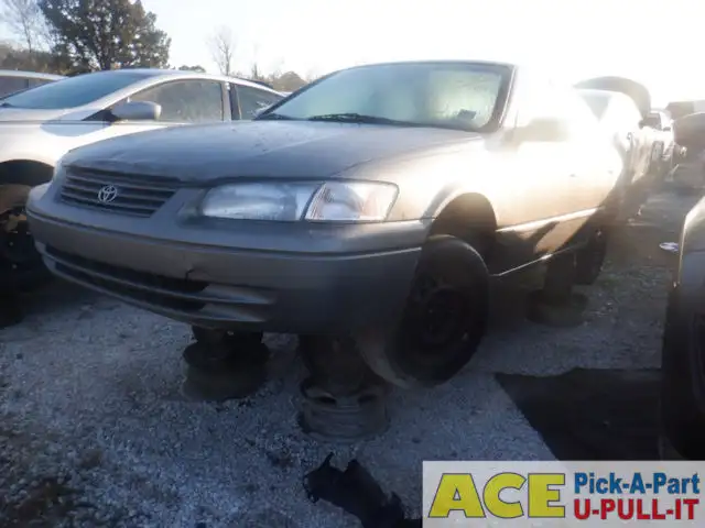 Photo of 1998 Toyota Camry