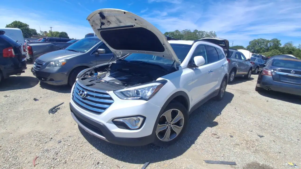 Photo of 2014 Hyundai Santa Fe