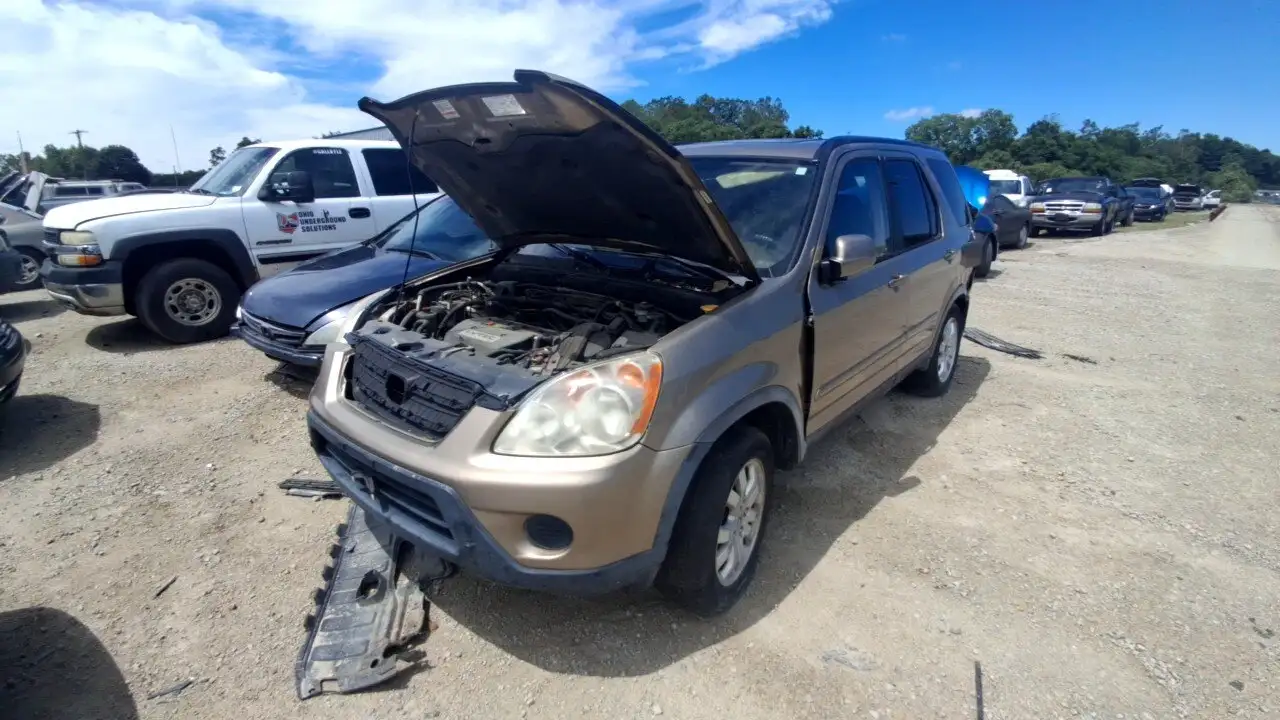 Photo of 2005 Honda Cr-V