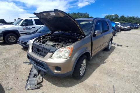 Photo of 2005 Honda Cr-V