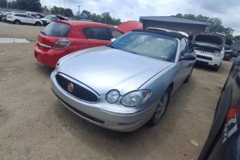 Photo of 2005 Buick Lacrosse