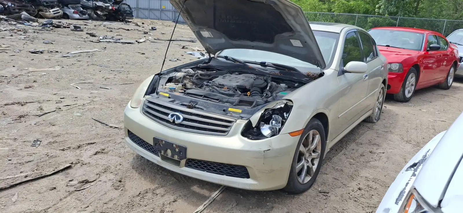 Photo of 2005 Infiniti G35