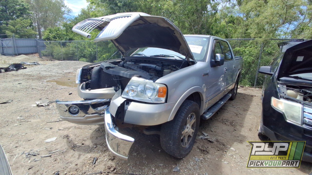 Photo of 2006 Lincoln Mark Lt