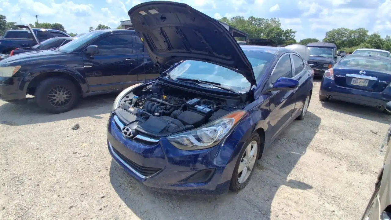 Photo of 2013 Hyundai Elantra