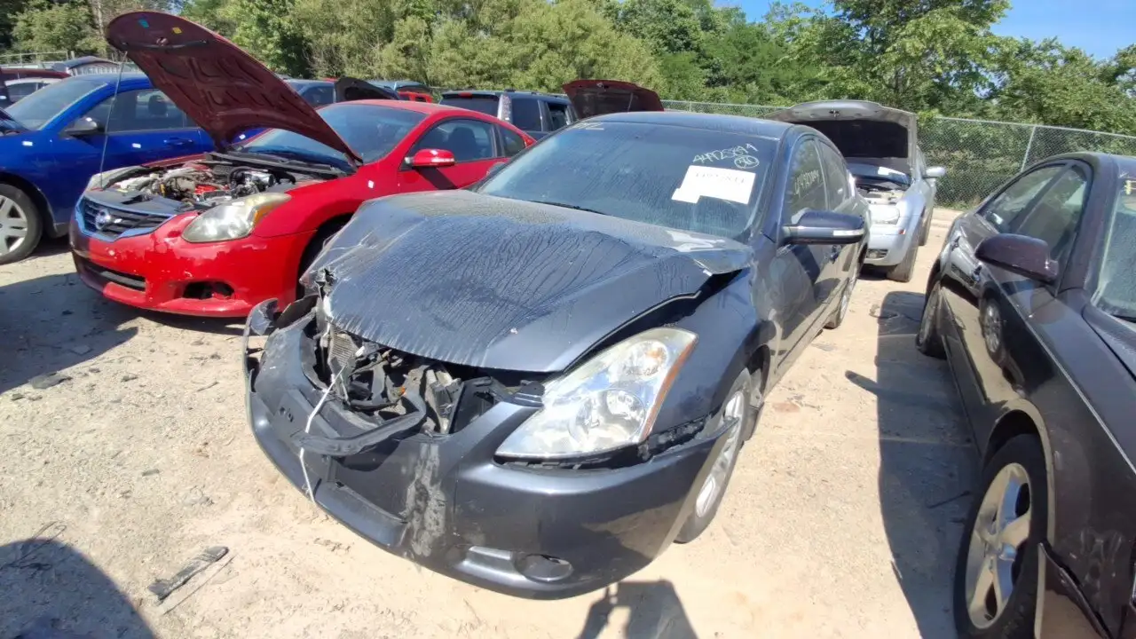 Photo of 2010 Nissan Altima