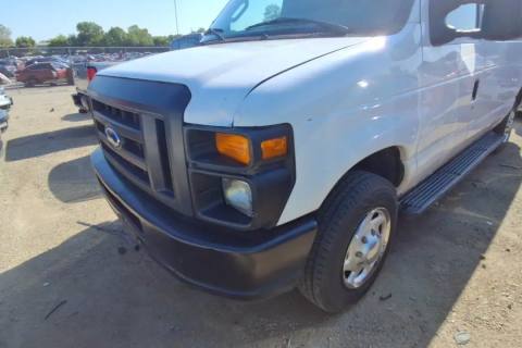 Photo of 2011 Ford E-150