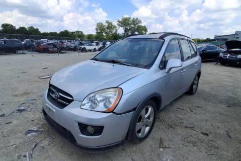 Photo of 2008 Kia Rondo