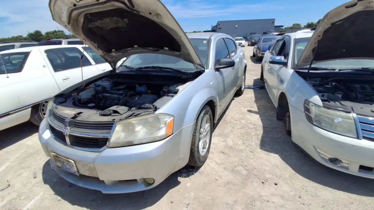 Photo of 2008 Dodge Avenger