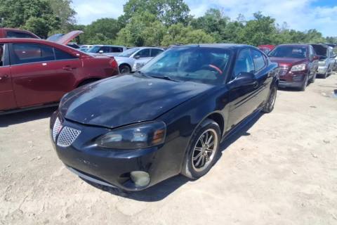 Photo of 2004 Pontiac Grand Prix