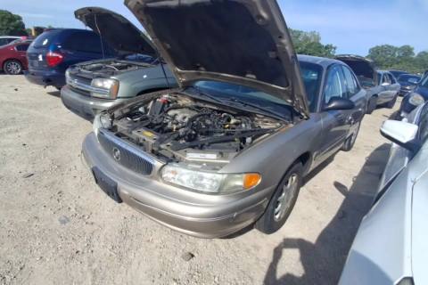 Photo of 2000 Buick Century