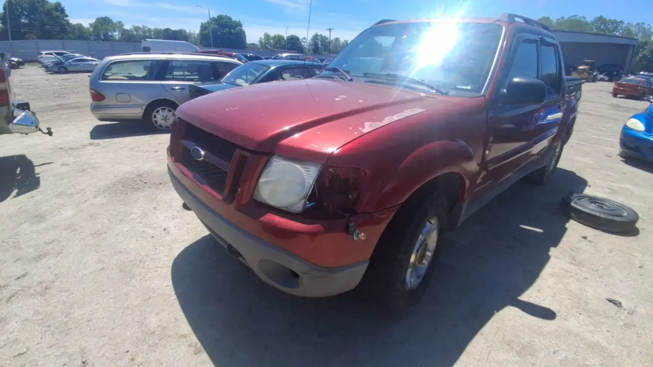 Photo of 2001 Ford Explorer Sport Trac