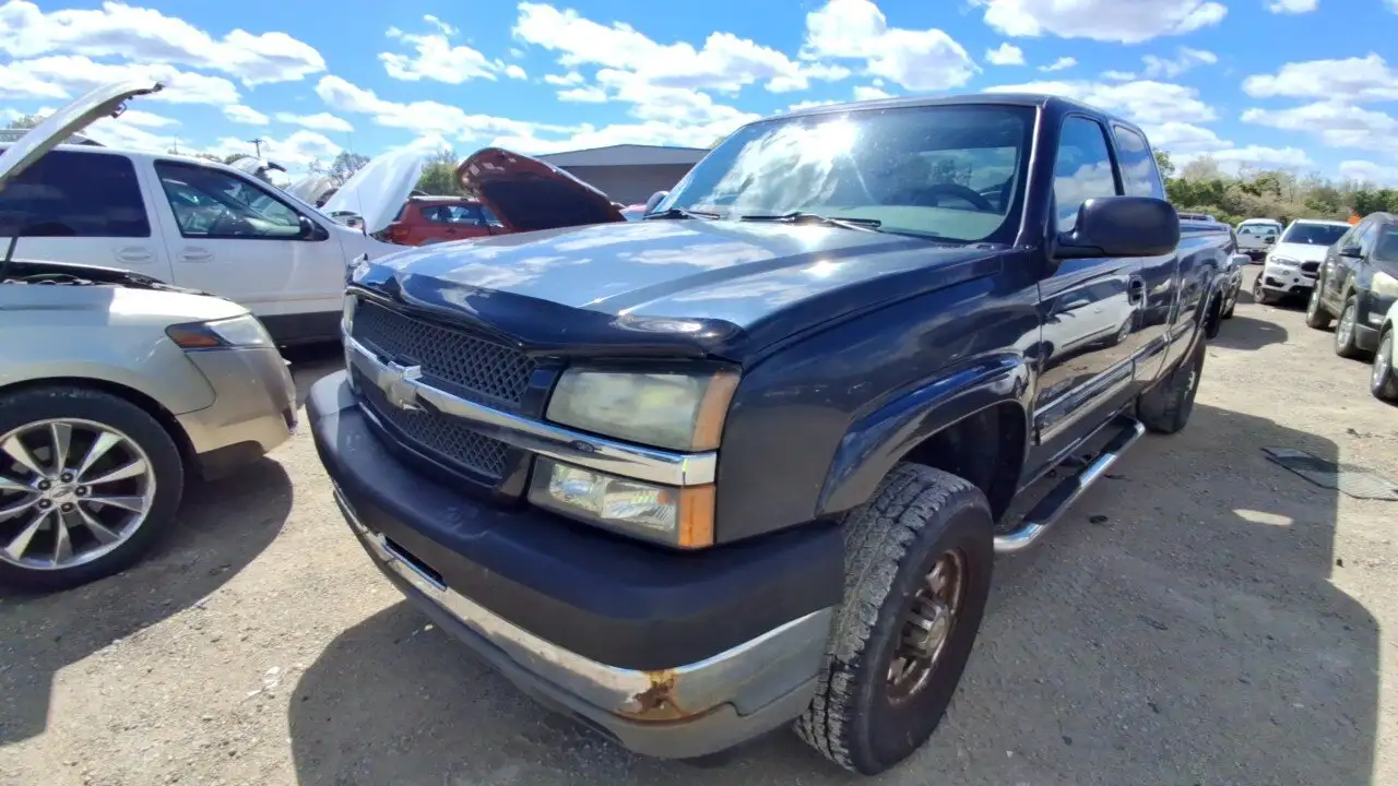 Photo of 2004 Chevrolet Silverado 2500 Hd