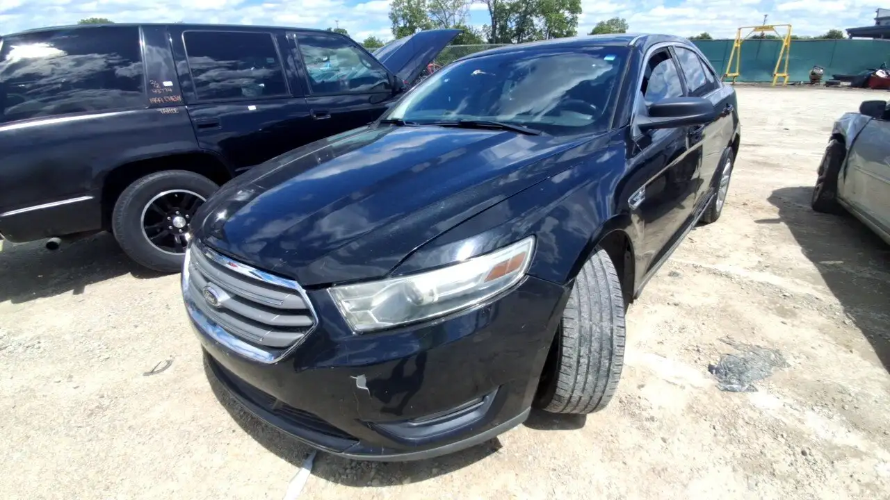 Photo of 2011 Ford Taurus