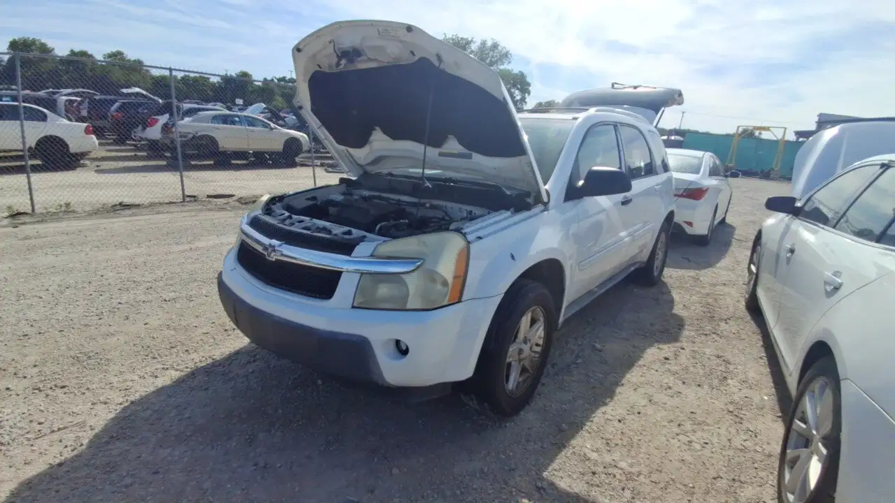 Photo of 2005 Chevrolet Equinox