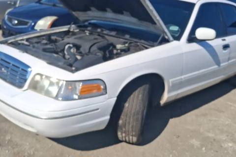 Photo of 1999 Ford Crown Victoria