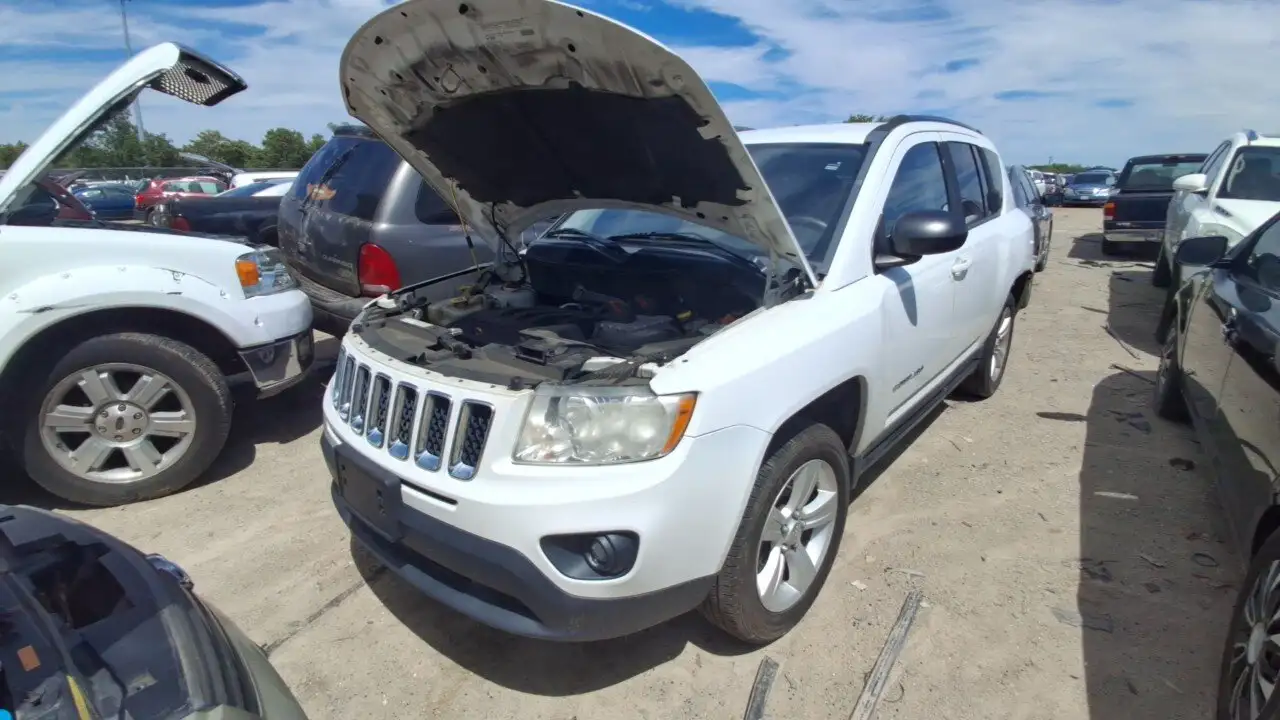Photo of 2011 Jeep Compass