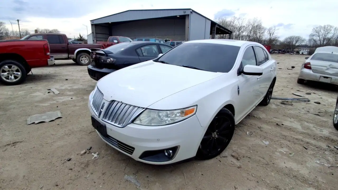 Photo of 2009 Lincoln Mks