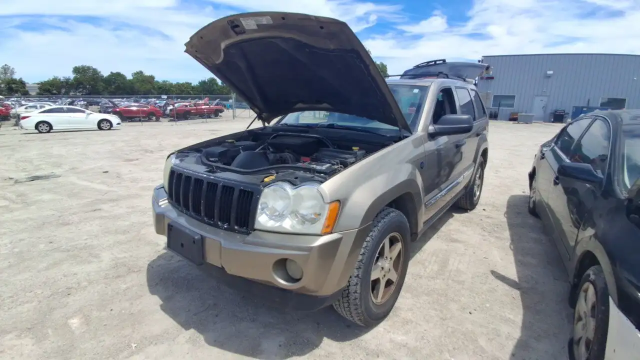 Photo of 2005 Jeep Grand Cherokee