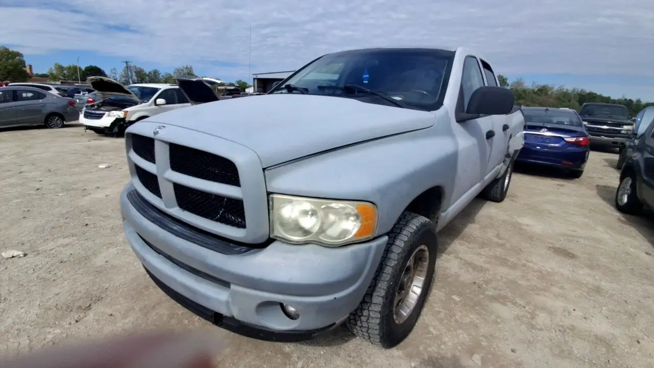 Photo of 2002 Dodge Ram 1500