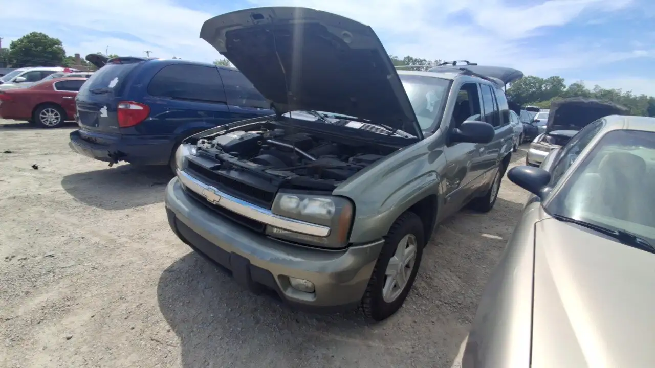 Photo of 2004 Chevrolet Trailblazer
