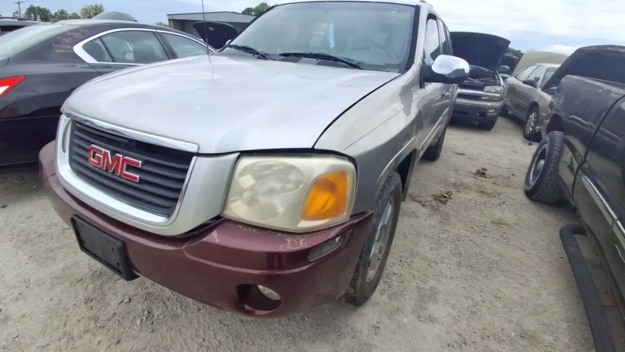 Photo of 2004 Gmc Envoy
