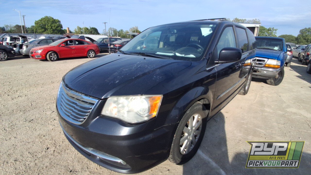 Photo of 2013 Chrysler Town & Country