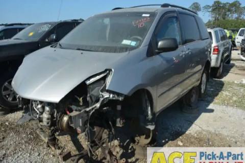 Photo of 2010 Toyota Sienna