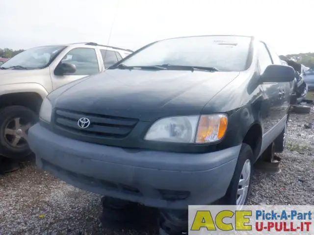 Photo of 2001 Toyota Sienna