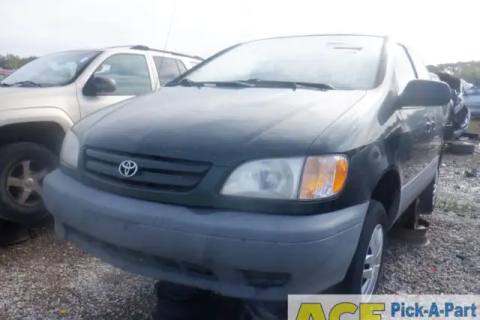 Photo of 2001 Toyota Sienna