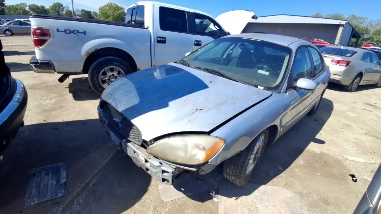 Photo of 2007 Ford Taurus