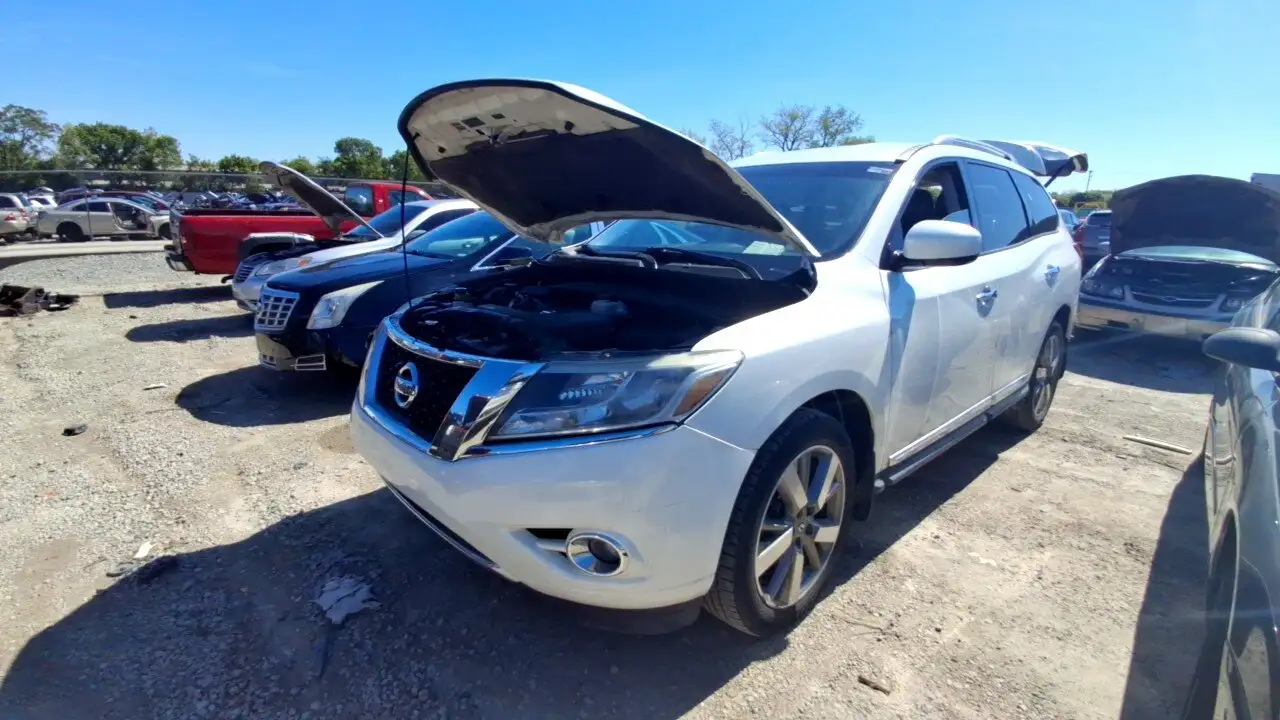 Photo of 2014 Nissan Pathfinder