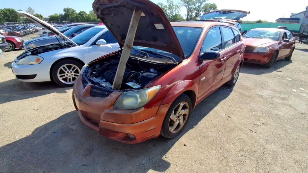 Photo of 2003 Pontiac Vibe