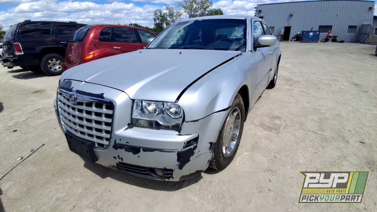 Photo of 2005 Chrysler 300