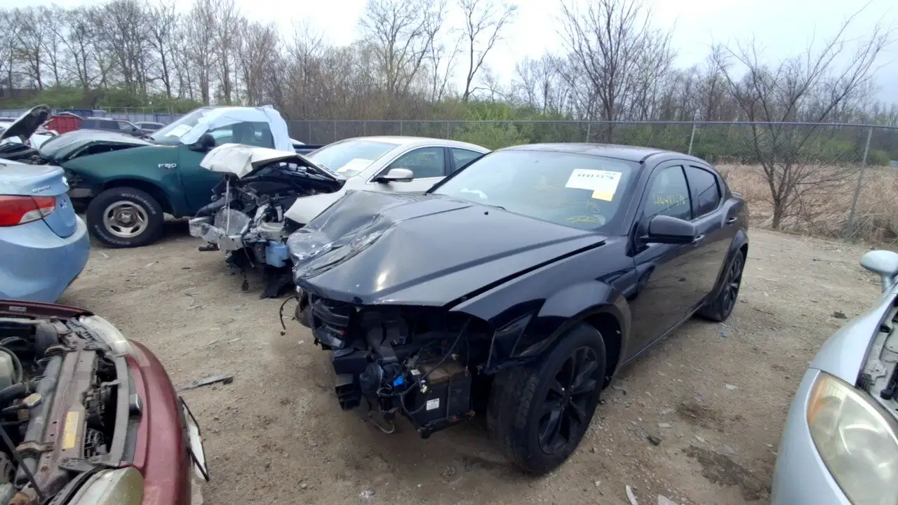 Photo of 2013 Dodge Avenger