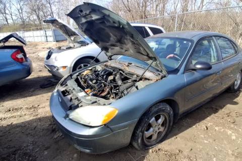 Photo of 2006 Ford Taurus