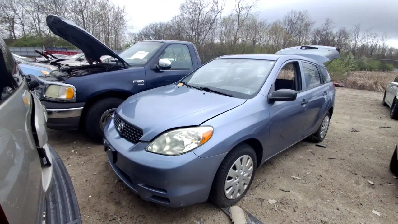 Photo of 2004 Toyota Matrix