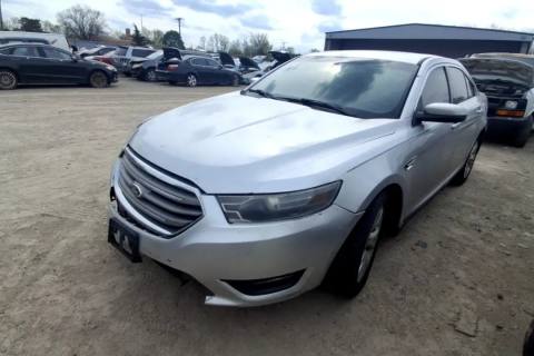 Photo of 2013 Ford Taurus