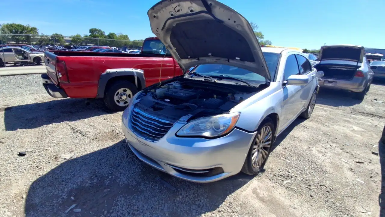Photo of 2012 Chrysler 200