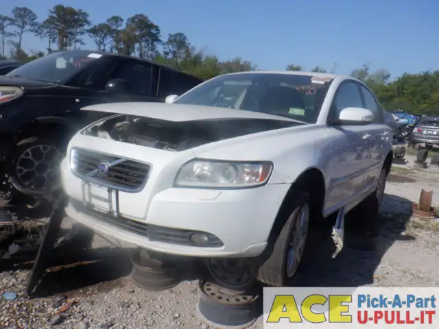 Photo of 2010 Volvo Volvo 40 Series